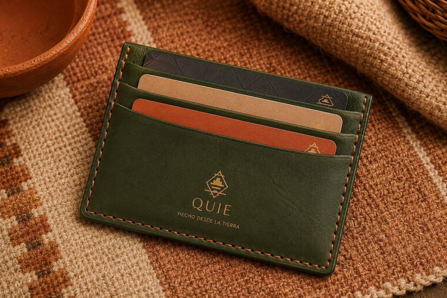 QUIE card holder